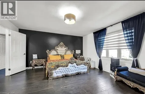 137 Diiorio Circle Ancaster ON L9K 1T3