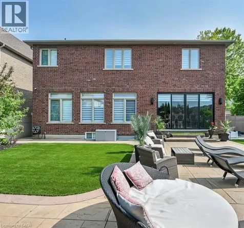 137 Diiorio Circle Ancaster ON L9K 1T3