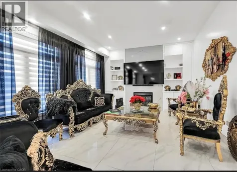 137 Diiorio Circle Ancaster ON L9K 1T3