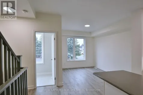 35 Dawson Drive Collingwood ON L9Y 2L8