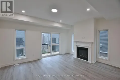 35 Dawson Drive Collingwood ON L9Y 2L8