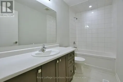 35 Dawson Drive Collingwood ON L9Y 2L8