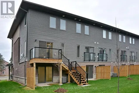 35 Dawson Drive Collingwood ON L9Y 2L8