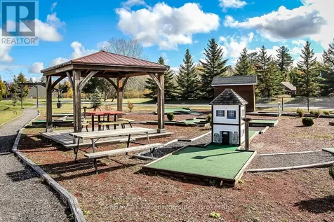 85 Theme Park Drive Wasaga Beach ON L9Z 1X7