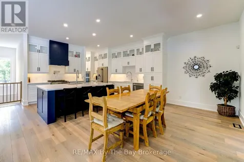 95 Spruce Street Tiny ON L0L 1P1