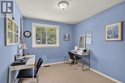 1067 Bel Aire Drive Sarnia ON N7S 3H4