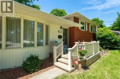 1067 Bel Aire Drive Sarnia ON N7S 3H4