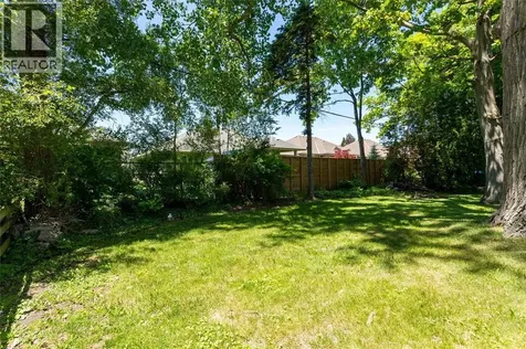 1067 Bel Aire Drive Sarnia ON N7S 3H4