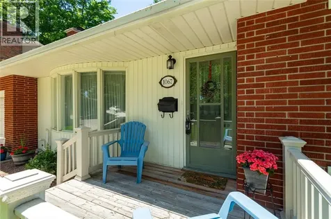 1067 Bel Aire Drive Sarnia ON N7S 3H4