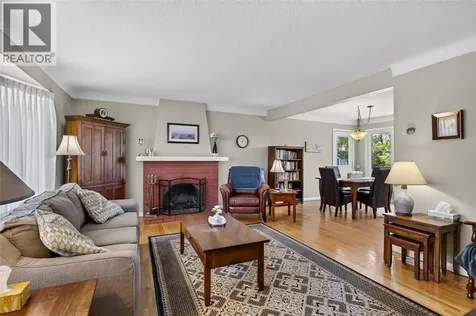 1067 Bel Aire Drive Sarnia ON N7S 3H4