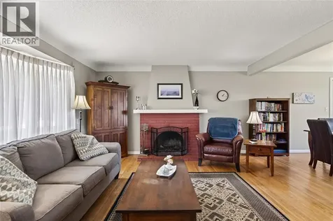 1067 Bel Aire Drive Sarnia ON N7S 3H4