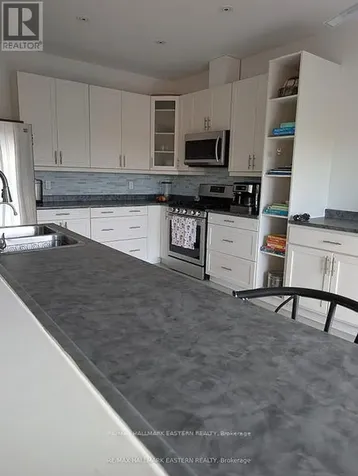 31 Paul Rexe Boulevard East Otonabee-south Monaghan ON K9J 0G4