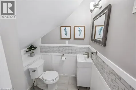 662 Burnett Avenue Cambridge ON N1T 1P1