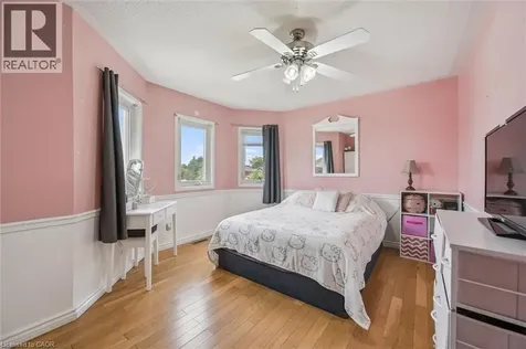 662 Burnett Avenue Cambridge ON N1T 1P1