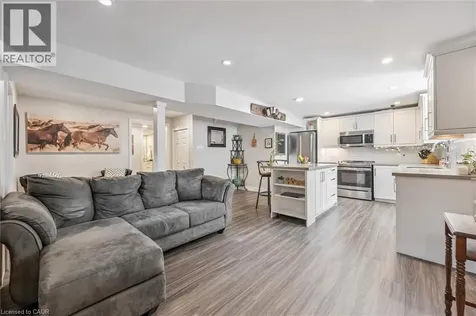 662 Burnett Avenue Cambridge ON N1T 1P1