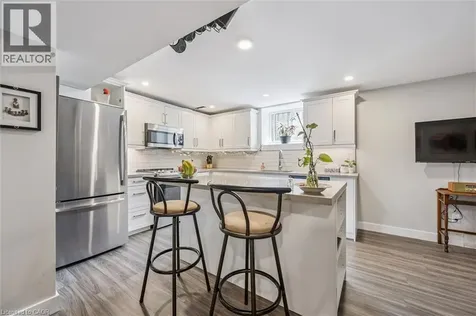 662 Burnett Avenue Cambridge ON N1T 1P1