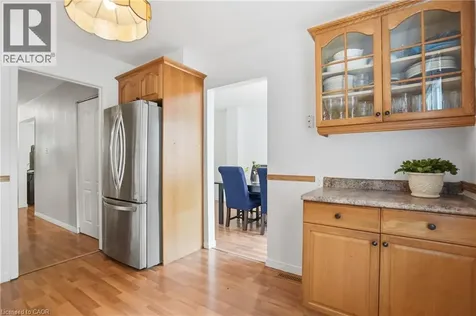 2277 Mountain Grove Avenue Burlington ON L7P 2H8