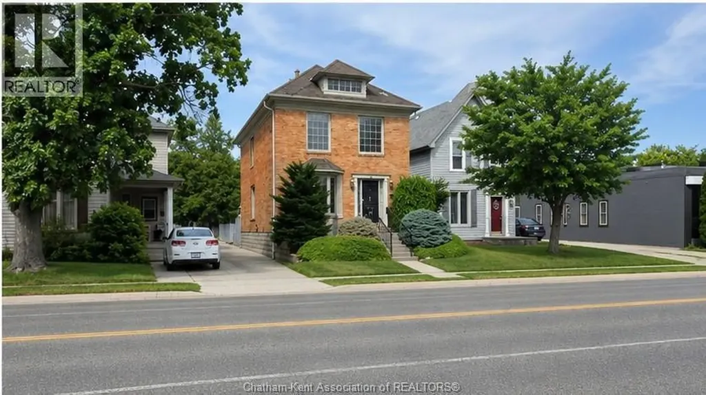 257 St. Clair Street Chatham ON N7L 3J8