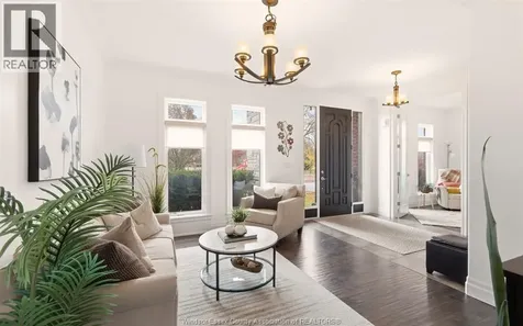 425 Superior Street Lasalle ON N9J 3Z5