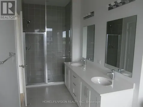 39 Sandels Avenue Richmond Hill ON L4S 0R7
