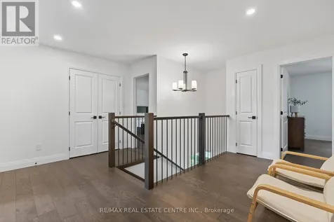 209 Jeffrey Place Kitchener ON N2C 0C2