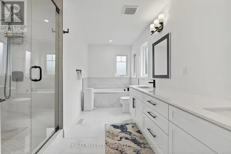 209 Jeffrey Place Kitchener ON N2C 0C2