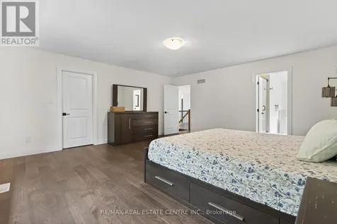 209 Jeffrey Place Kitchener ON N2C 0C2