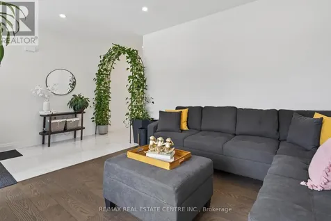 209 Jeffrey Place Kitchener ON N2C 0C2
