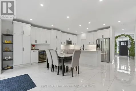 209 Jeffrey Place Kitchener ON N2C 0C2