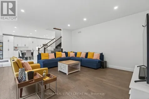 209 Jeffrey Place Kitchener ON N2C 0C2
