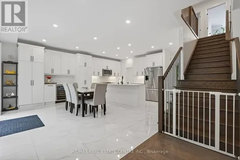 209 Jeffrey Place Kitchener ON N2C 0C2
