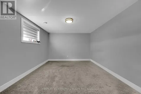 802 Keil Drive Chatham-kent ON N7M 0T4