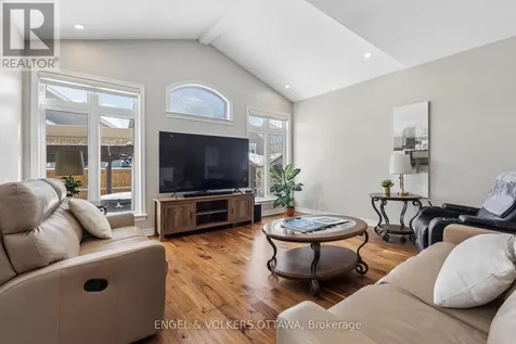 865 Tewin Circle Ottawa ON K4A 1K1