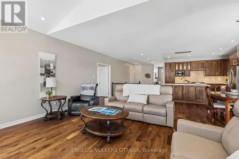865 Tewin Circle Ottawa ON K4A 1K1