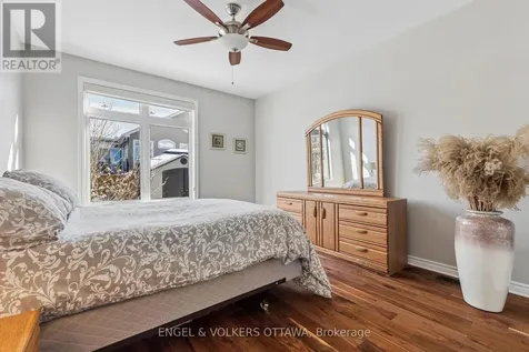 865 Tewin Circle Ottawa ON K4A 1K1