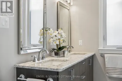 865 Tewin Circle Ottawa ON K4A 1K1