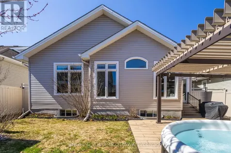 865 Tewin Circle Ottawa ON K4A 1K1