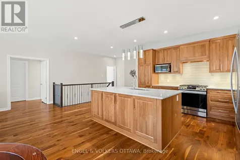 865 Tewin Circle Ottawa ON K4A 1K1