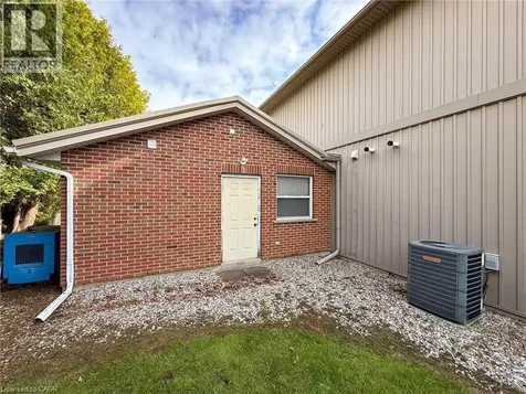 316 Queensway West Simcoe ON N3Y 2N1