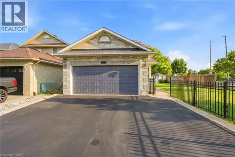4000 Jarvis Crescent Burlington ON L7M 4K1