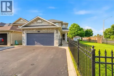 4000 Jarvis Crescent Burlington ON L7M 4K1