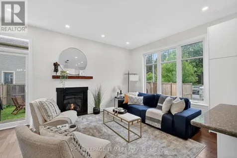 138 Eric Maloney Way Ottawa ON K1T 0R1