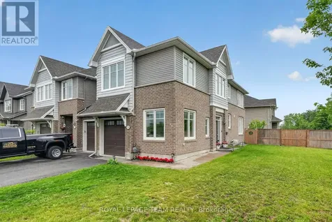 138 Eric Maloney Way Ottawa ON K1T 0R1
