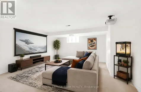 138 Eric Maloney Way Ottawa ON K1T 0R1