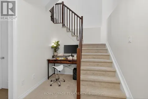 138 Eric Maloney Way Ottawa ON K1T 0R1