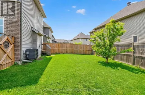 138 Eric Maloney Way Ottawa ON K1T 0R1
