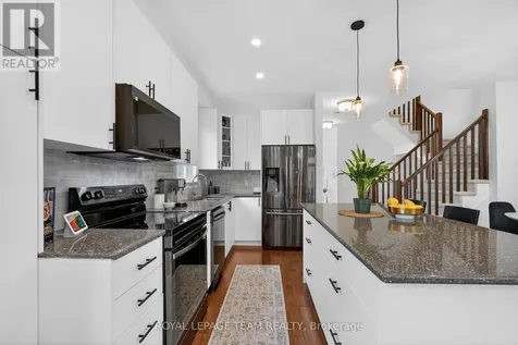 138 Eric Maloney Way Ottawa ON K1T 0R1
