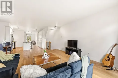 22 Bergeron Private Ottawa ON K1C 0C2