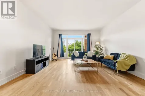 22 Bergeron Private Ottawa ON K1C 0C2
