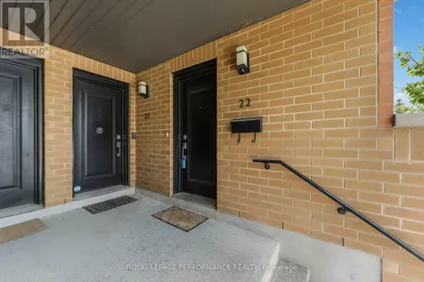 22 Bergeron Private Ottawa ON K1C 0C2